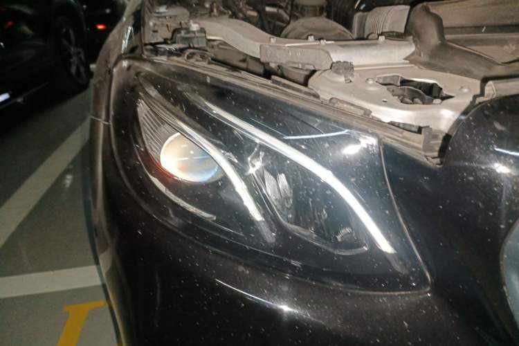 Used Mercedes-Benz E-Class 2016 E 200 L
