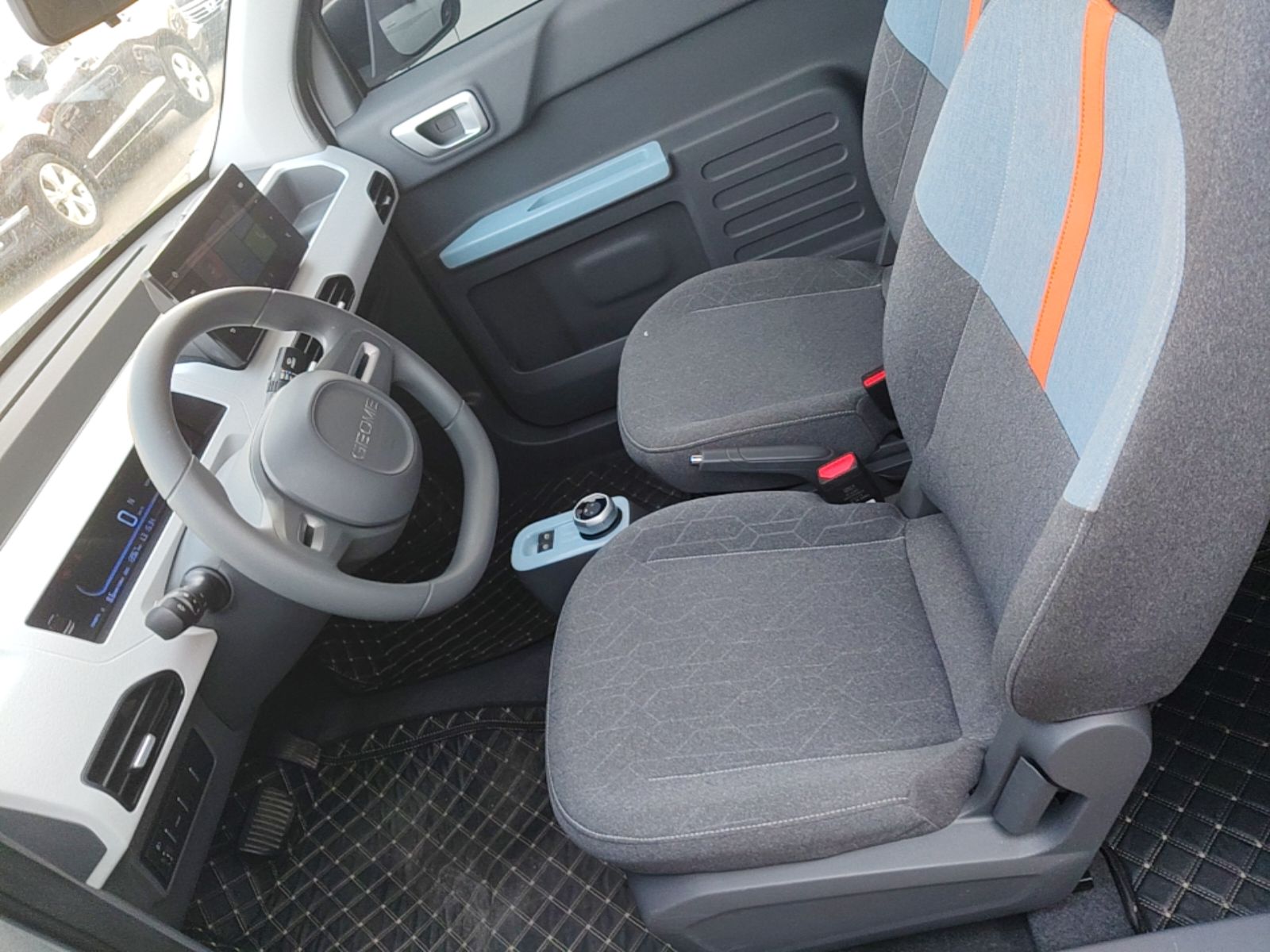 Geely Galaxy Panda 2024 Panda Mini 200km Endurance Bear — снимка 17