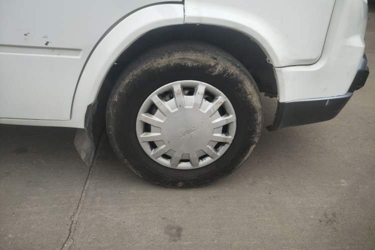 Used JMC Transit 2017 2.8T Commercial Version Short Wheelbase Mid-Roof 6/7/8-Seater JX493
