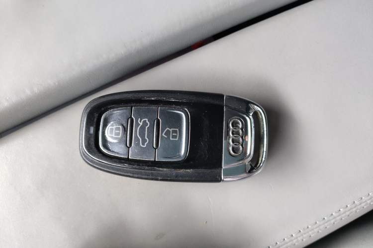 Used Audi A8 2012 A8L 50 TFSI quattro Prestige Edition Vehicle Key