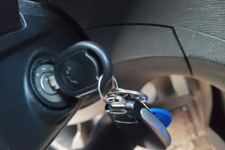 Used Wuling Hongguang 2015 1.2L S Base Model China V Standard