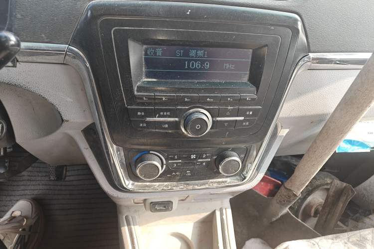 Used Jinbei New Hiace X30L 2016 1.5L Wealth Edition DLCG14 Audio And AC Panel