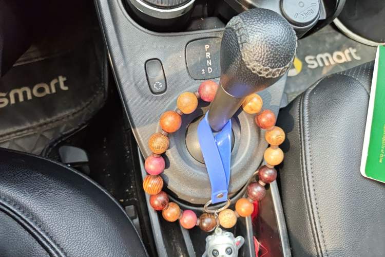 Used smart forfour 2018 1.0L 52 kW Dynamic Edition Gear Lever