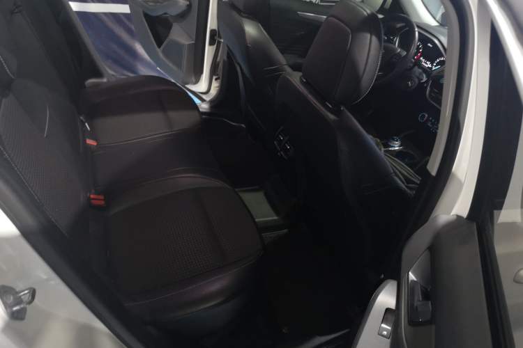 Used Ford Focus 2019 Hatchback EcoBoost 180 Automatic Trendy Model
