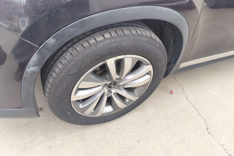 Used DS 6 2016 1.6T Luxury Edition THP160 Exterior 4