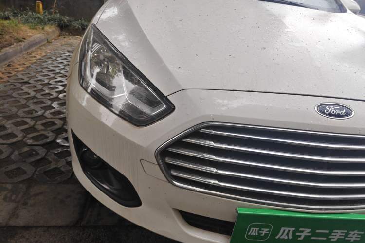 Used Ford Escort 2015 1.5L Manual Comfort Model
