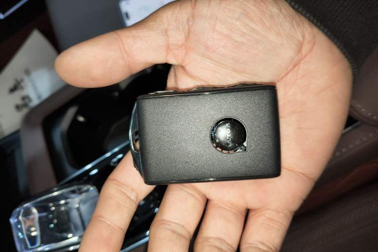 Used Volvo S90 2026 B5 Zhiyuan Luxury Edition