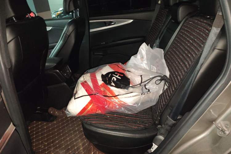 Used Lincoln MKX 2017 2.0T Two-Wheel Drive Deluxe Edition
