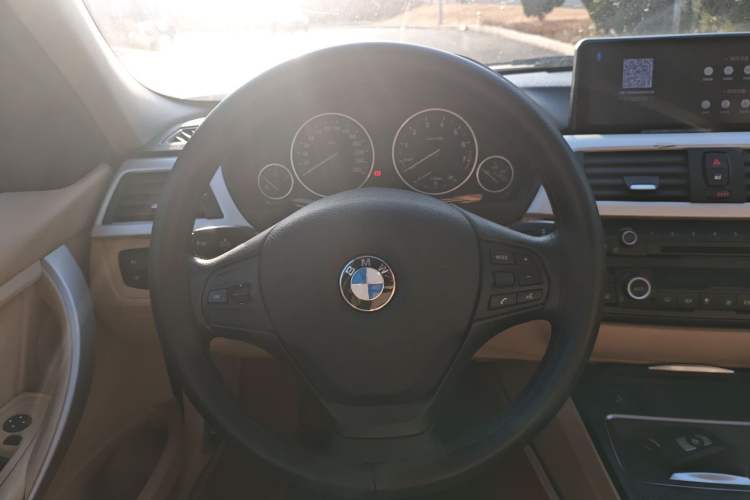 Used BMW 3 Series 2015 320Li Luxury Edition Fashion Model