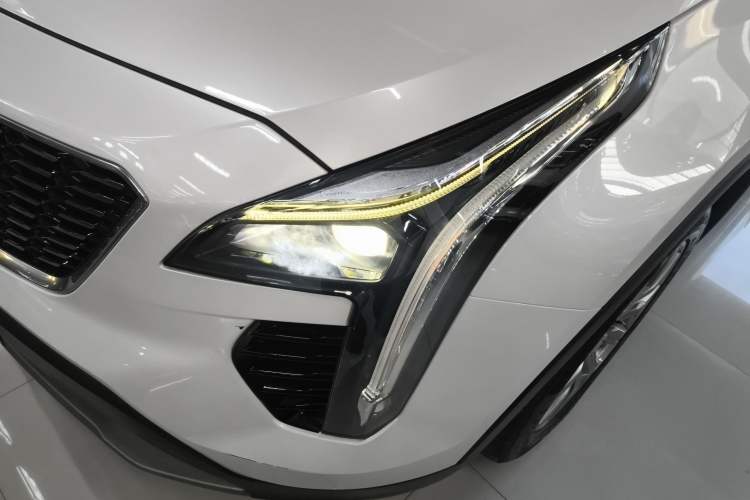 Used Cadillac XT4 2023 28T Two-Wheel Drive Prestige Version