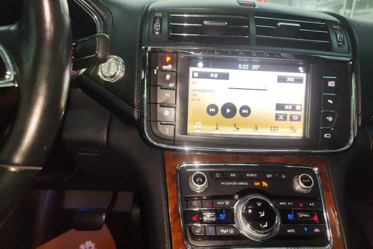 Used Lincoln Continental 2018 3.0T Four-Wheel Drive Prestige Edition Gear Lever