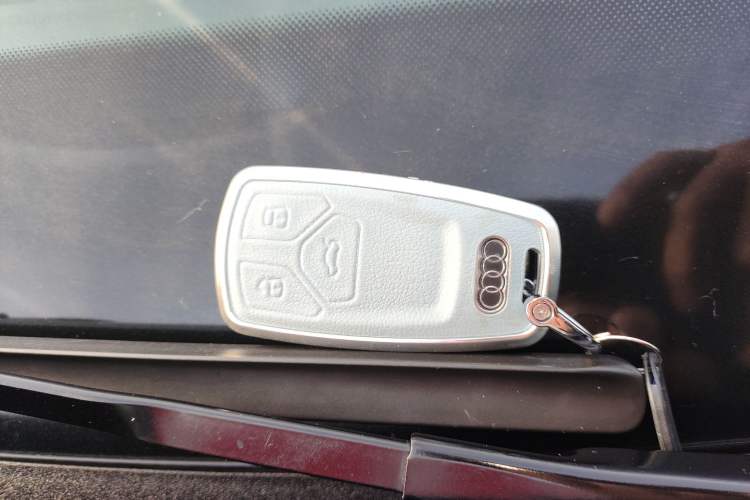 Used Audi Q5L 2020 Updated 40 TFSI Prestige Fashion Edition