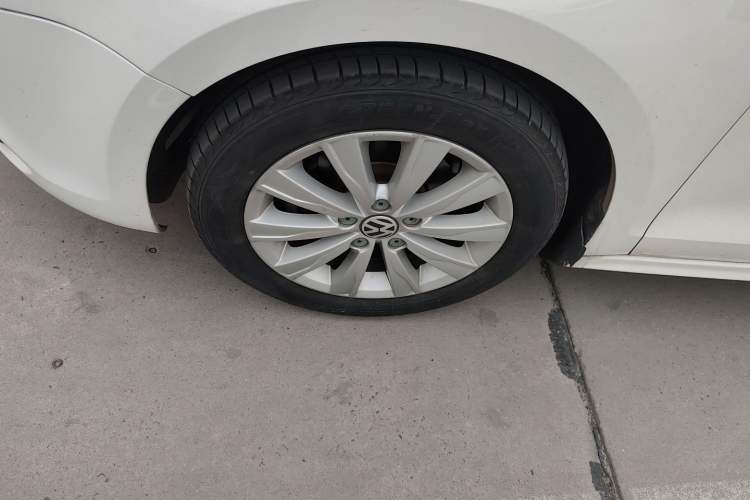 Used Volkswagen Sagitar 2014 1.6L Automatic Comfort Model Exterior 4