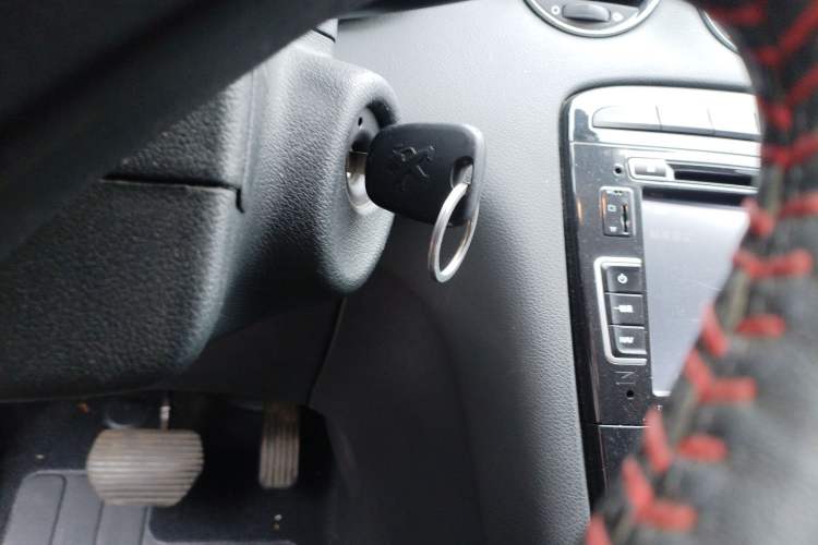 Used Peugeot 408 2013 2.0L Automatic Comfort Edition Vehicle Key