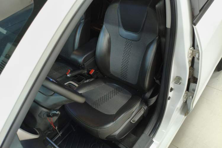 Used Chevrolet Lova RV 2018 1.5L Automatic Smart Drive Model Left Front Seat