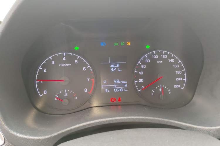 Used Hyundai Verna (new generation) 2016 1.4L Manual Cool Edition GLS