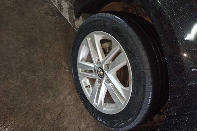 Used Toyota Levin 2019 Dual-Engine 1.8H E-CVT Entry-Level Model China VI Standard Right Rear Wheel Hub