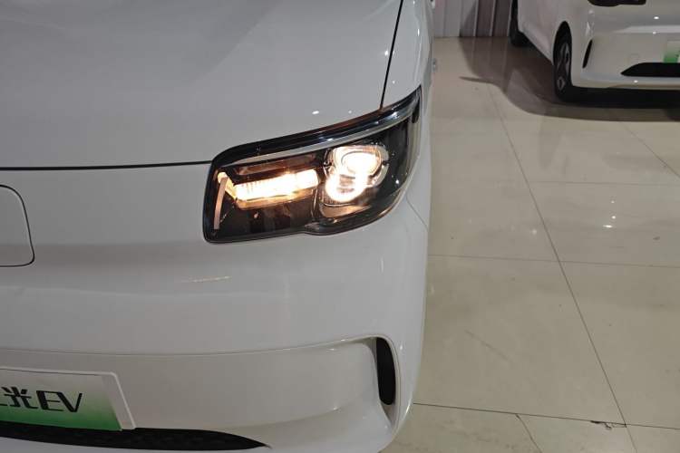 Used Wuling Zhiguang New Energy 2025 Standard Model