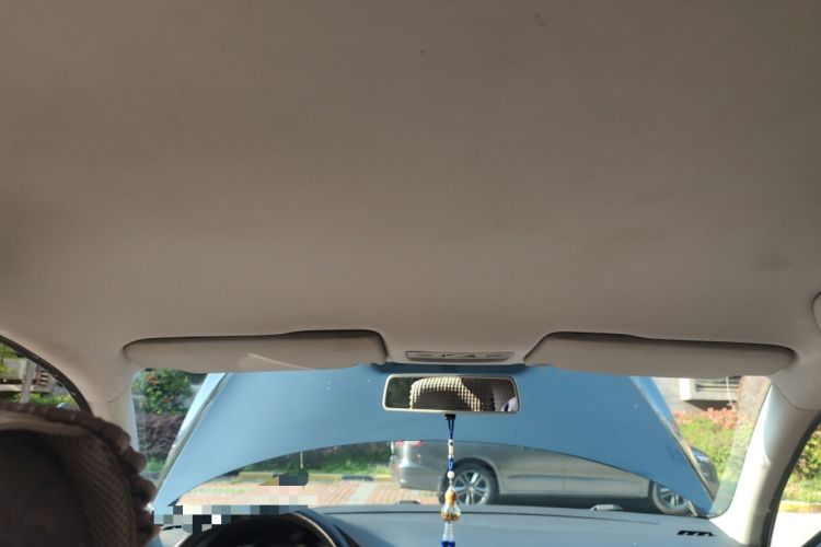 Used Volkswagen Bora 2014 1.6L Manual Fashion Edition Headliner