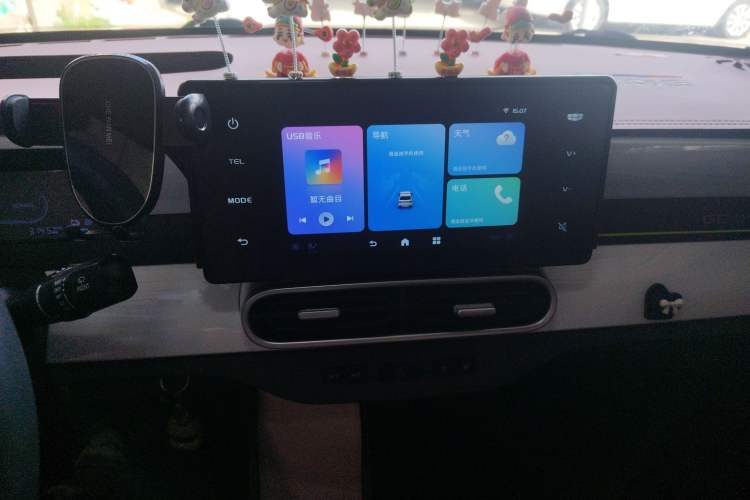 Used Geely Galaxy Panda 2025 210 km – Yuanqi Bear Audio And AC Panel