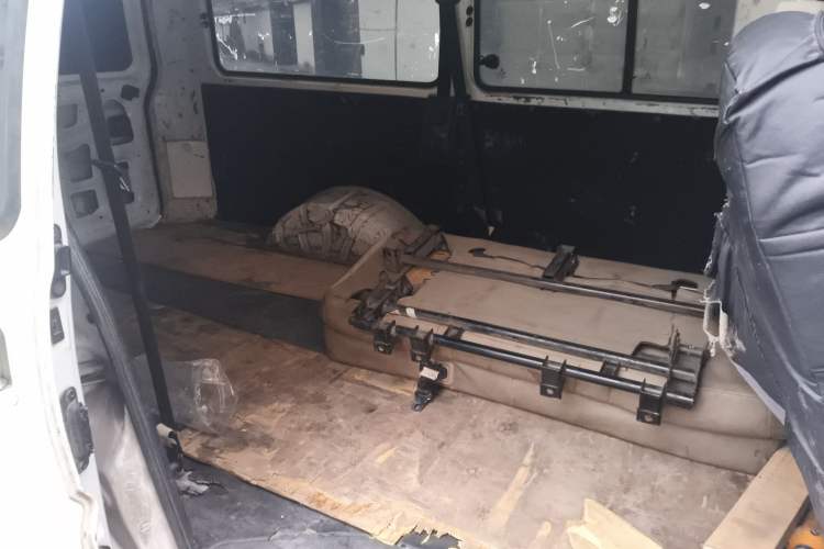 Used FORTHING Lingzhi M5 2020 Comfort Model 5 Seats Left Rear Seat