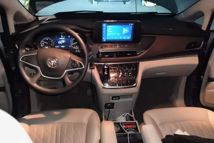 Used Buick GL8 2021 Land Cruiser Executive Class 652T Comfort Model