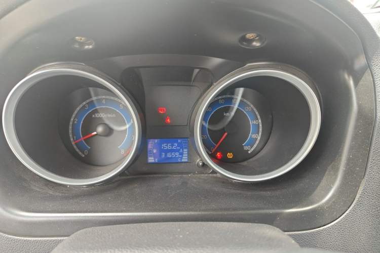 Used CHANGAN KAICHENG Ruixing M60 2020 1.5L Standard Version China VI 6-Seater DAM15KR