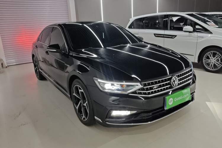 Used Volkswagen Magotan 2023 2 Million Units Commemorative Edition 330TSI DSG Luxury Version