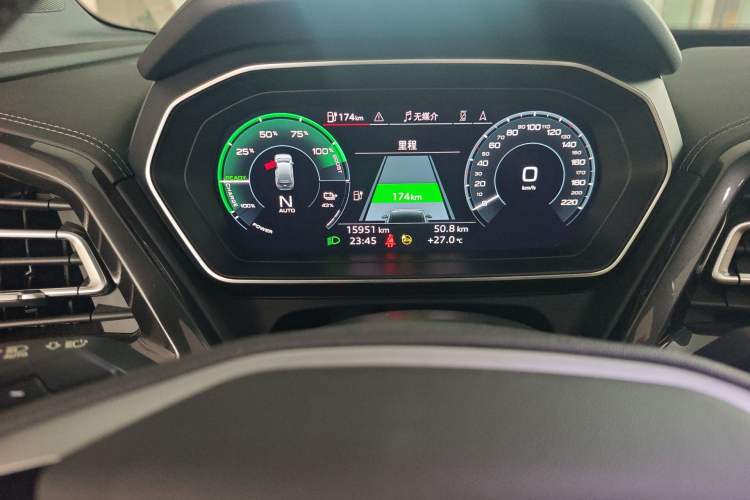 Used Audi Q4 e-tron 2023 50 e-tron quattro Visionary Edition Odometer Close Up