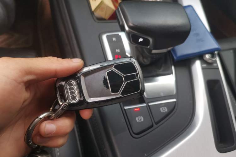 Used Audi A4L 2022 40 TFSI Luxury Dynamic Model