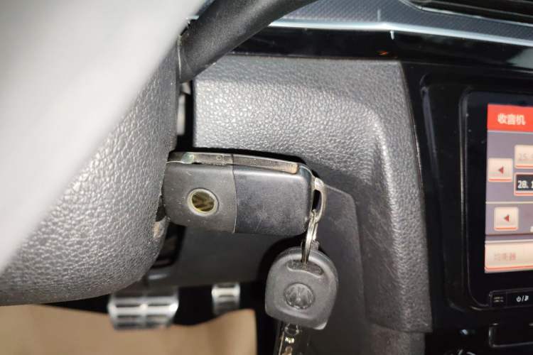 Used Volkswagen C-TREK 2017 1.6L Automatic Comfort Model
