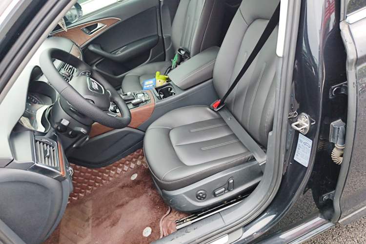 Used Audi A6L 2014 TFSI Standard Model
