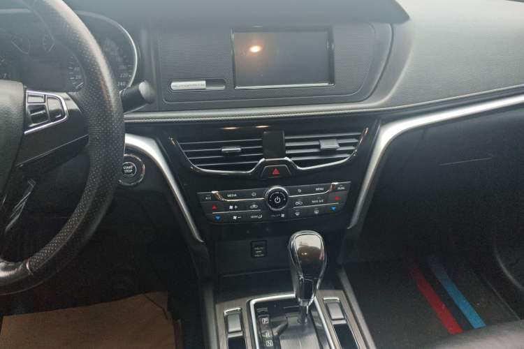 Used Venucia T90 2017 2.0L CVT Smart Edition