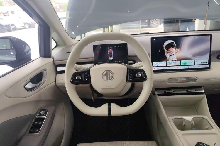 Used MG 4 EV 2026 Model 437 Freedom Edition Steering Wheel