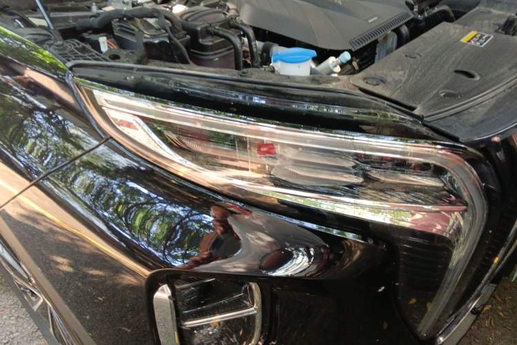 Used Hongqi HS7 PHEV 2024 2.0T PHEV Four-Wheel Drive Flagship Edition 6 Seats