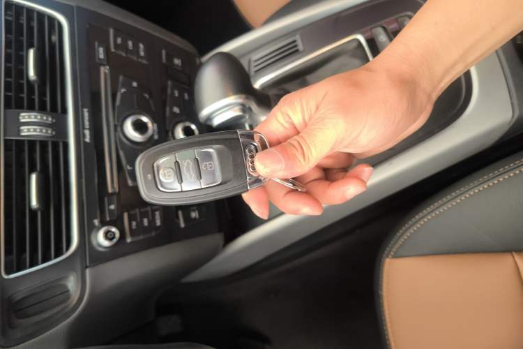 Used Audi Q5 2016 40 TFSI Trendy Edition Interior 1