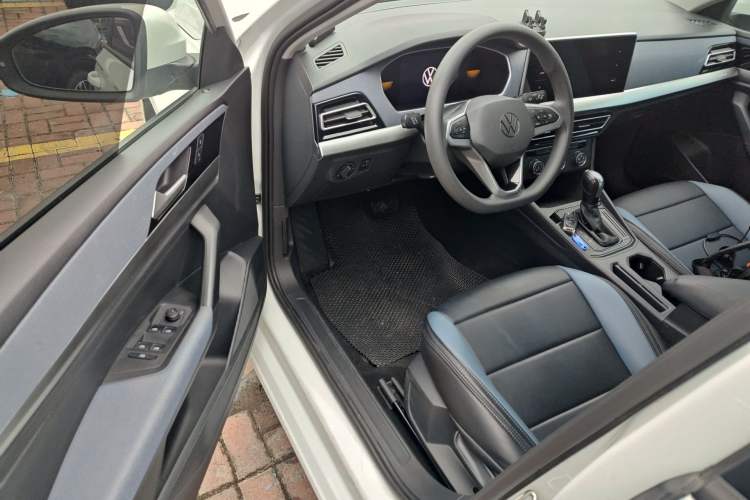 Used Volkswagen Lavida 2024 1.5L Automatic DeYi Edition Driver Seat