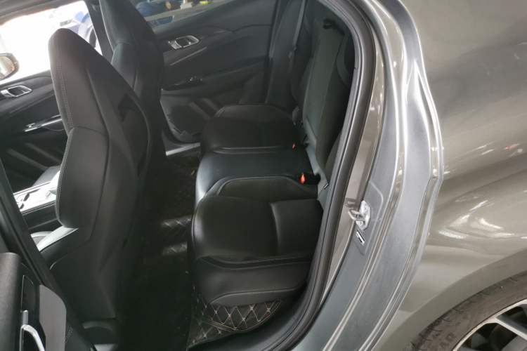 Used Lynk & Co 03 2022 2.0TD DCT JingPro Left Rear Seat