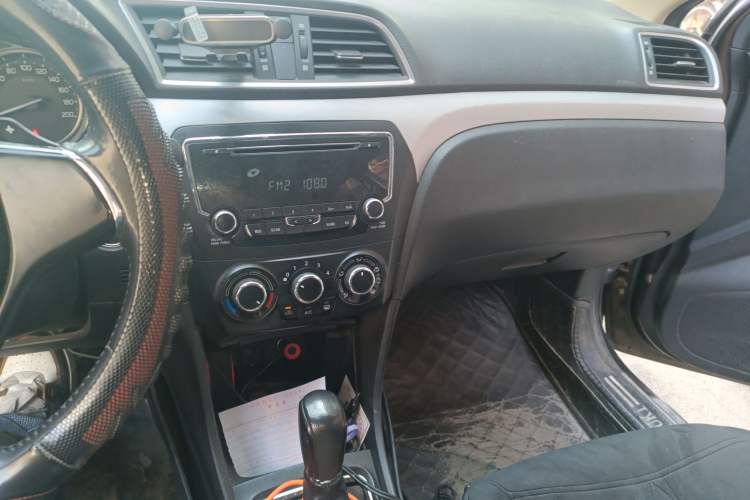 Used Suzuki Alivio 2015 1.6L Automatic Enjoyment Model Audio And AC Panel