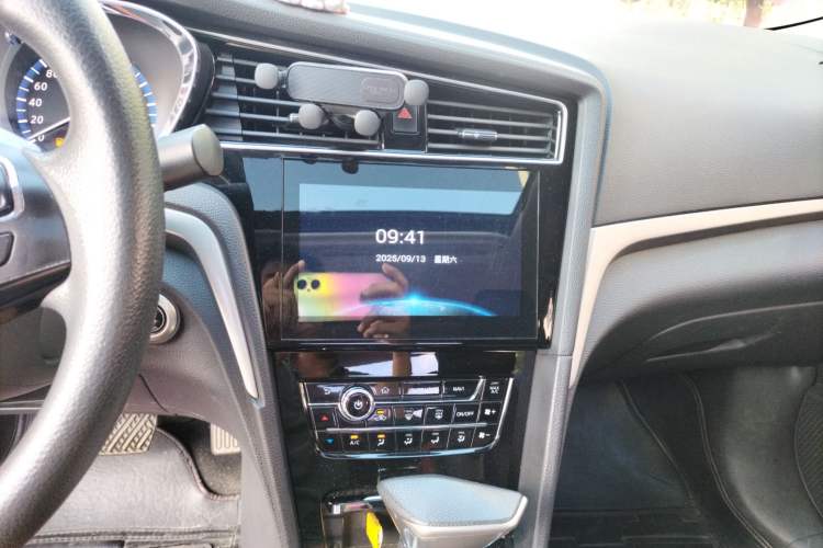 Used Venucia D60 2019 100 000 Honor 1.6L XL CVT Chenku Edition China VI Standard