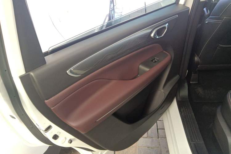 Used GAC Trumpchi M6 2023 PRO 270T DCT Luxury Edition