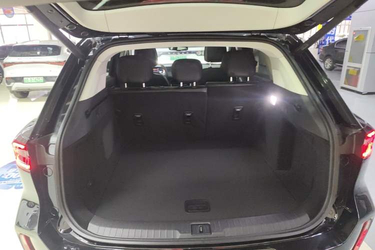 Used EXEED Lingyun 2023 400T Two-Wheel-Drive Star Prestige Edition Trunk