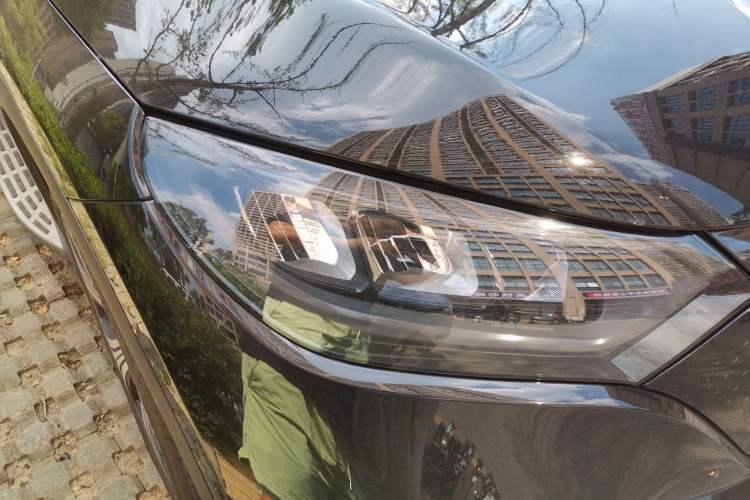 Used Mercedes-Benz EQE SUV 2024 350 4MATIC Luxury Edition Right Front Headlight