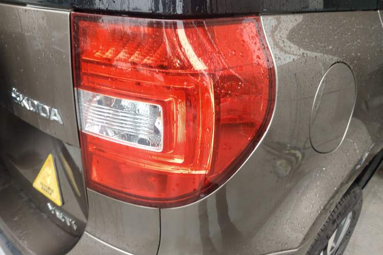Used Skoda Yeti 2014 1.4 TSI DSG Polar Edition Right Rear Taillight