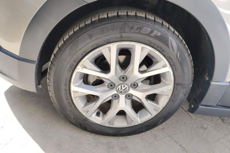 Used Volkswagen Polo 2016 1.4L Cross Polo Automatic