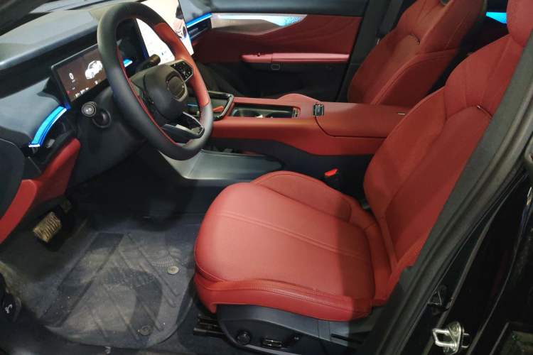 Used Lynk & Co 07 2026 Model 126 Long-Range Ultra H7
