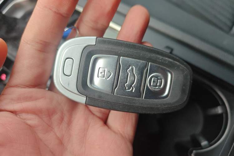 Used Hongqi H7 2019 1.8T Comfort Edition
