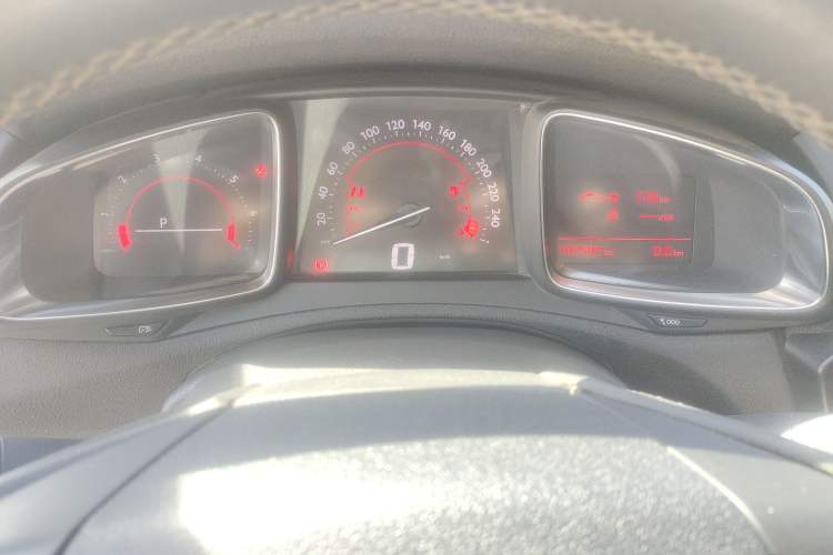 Used DS 5LS 2014 1.8L automatic Comfort version VTi140 Instrument Cluster