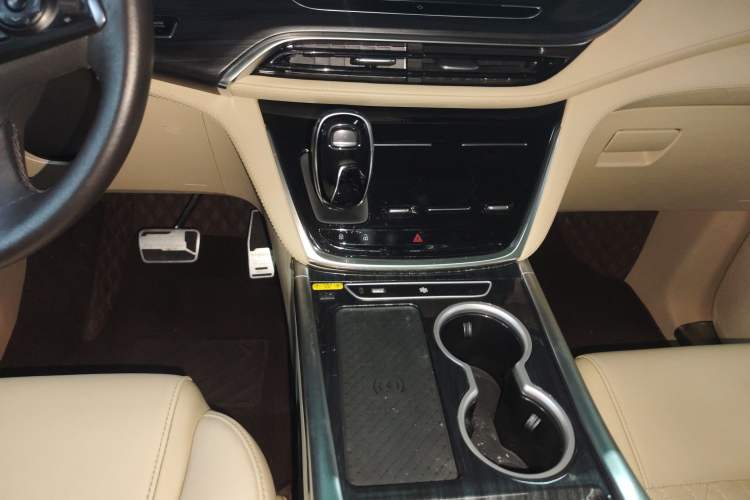 Used Buick GL8 2023 ES Lu Zun Luxury Model