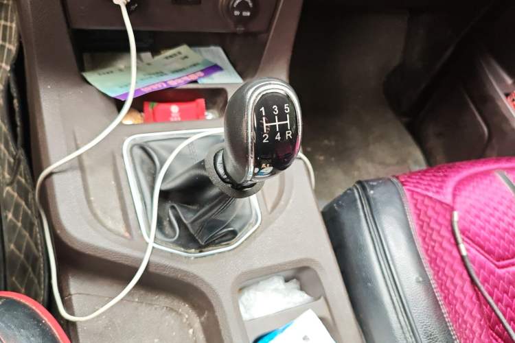 Used BAW Ruisheng Ace M7 2023 2.0L Long-wheelbase Executive Version 9 Seats Gear Lever